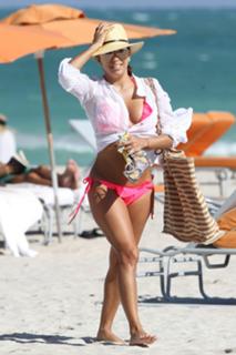 Eva Longoria feet photo thumbnail