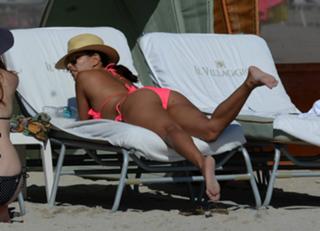 Eva Longoria feet photo thumbnail