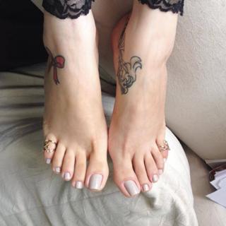 Jaqueline Mello feet photo thumbnail