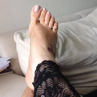 Jaqueline Mello feet photo thumbnail