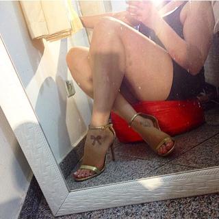 Jaqueline Mello feet photo thumbnail