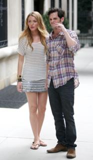 Blake Lively feet photo thumbnail
