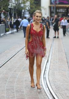 Alexa PenaVega feet photo thumbnail