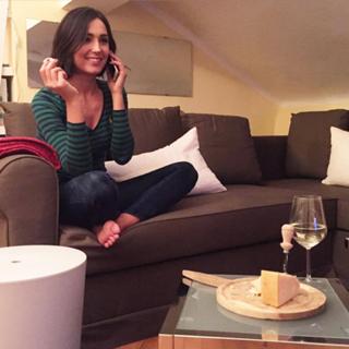 Caterina Balivo feet photo thumbnail