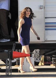 Emmy Rossum feet photo thumbnail