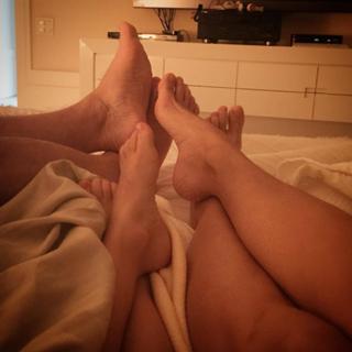 Adriane Galisteu feet photo thumbnail