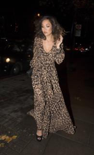 Myleene Klass feet photo thumbnail