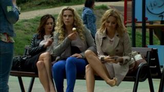 Malgorzata Socha feet photo thumbnail