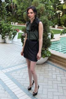 Kristen Stewart feet photo thumbnail