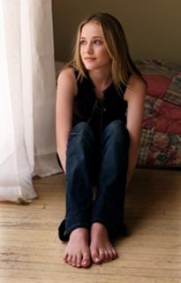 Evan Rachel Wood feet photo thumbnail