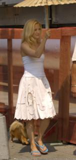 Kate Hudson feet photo thumbnail