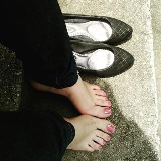 Isa Pes feet photo thumbnail