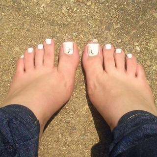 Isa Pes feet photo thumbnail