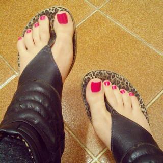 Isa Pes feet photo thumbnail