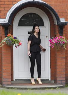 Helen Flanagan feet photo thumbnail