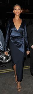 Alesha Dixon feet photo thumbnail