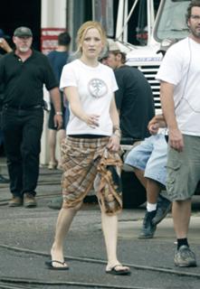 Kate Hudson feet photo thumbnail