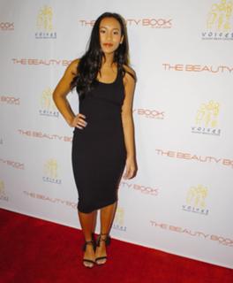 Sydney Park feet photo 3