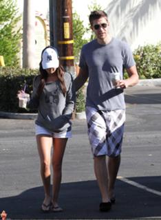 Ashley Tisdale feet photo thumbnail