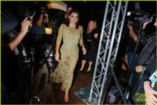 Eva Longoria feet photo thumbnail