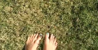 Colleen Ballinger feet photo thumbnail