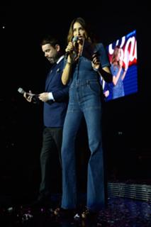 Lisa Snowdon feet photo thumbnail
