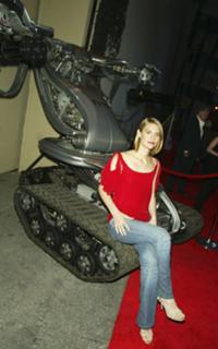 Claire Danes feet photo thumbnail