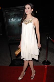 Emmy Rossum feet photo thumbnail