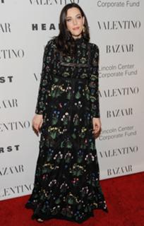 Liv Tyler feet photo thumbnail