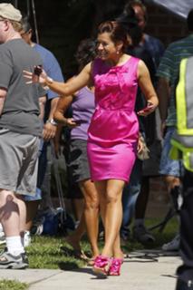 Alyson Hannigan feet photo thumbnail