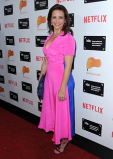 Kristin Davis feet photo thumbnail