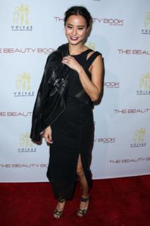 Jamie Chung feet photo thumbnail
