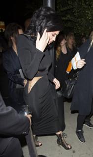 Kylie Jenner feet photo thumbnail