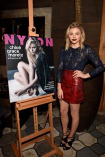 Chloë Grace Moretz feet photo thumbnail