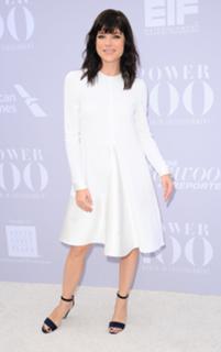 Selma Blair feet photo thumbnail