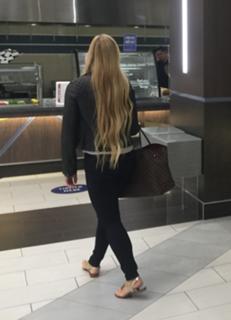 Holly Holm feet photo thumbnail