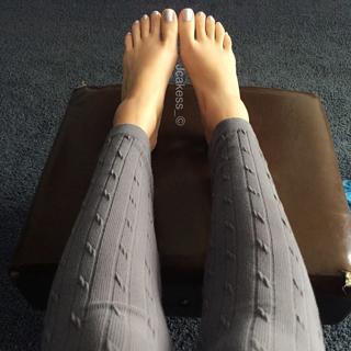 Jenelle Jcakess feet photo thumbnail