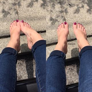 Jenelle Jcakess feet photo thumbnail