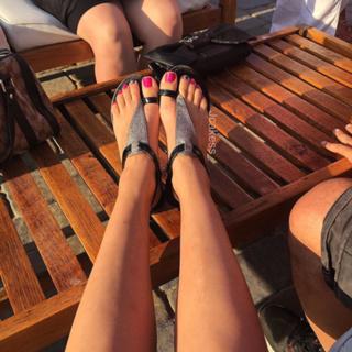 Jenelle Jcakess feet photo thumbnail