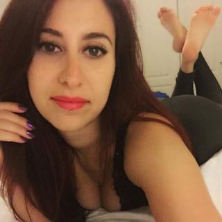 Jenelle Jcakess feet photo thumbnail