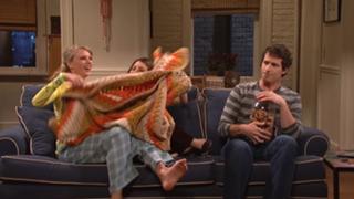 Taylor Swift feet photo thumbnail
