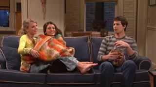 Taylor Swift feet photo thumbnail