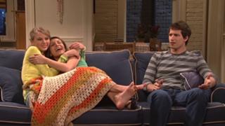 Taylor Swift feet photo thumbnail