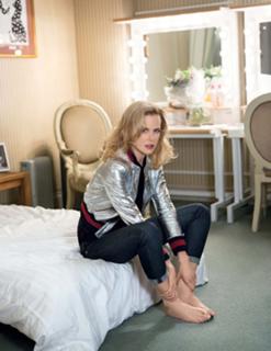 Nicole Kidman feet photo thumbnail