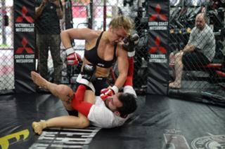 Ronda Rousey feet photo thumbnail
