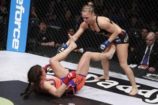 Ronda Rousey feet photo thumbnail