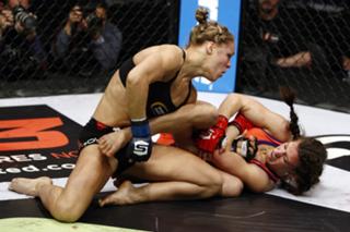 Ronda Rousey feet photo thumbnail