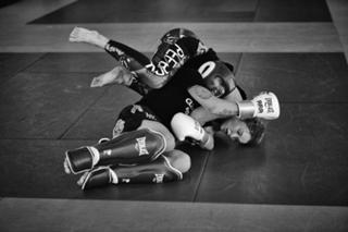 Ronda Rousey feet photo thumbnail
