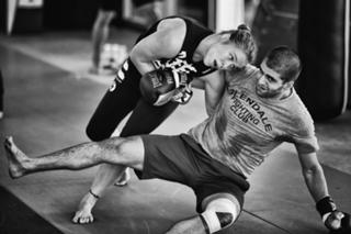 Ronda Rousey feet photo thumbnail