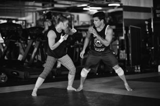 Ronda Rousey feet photo thumbnail